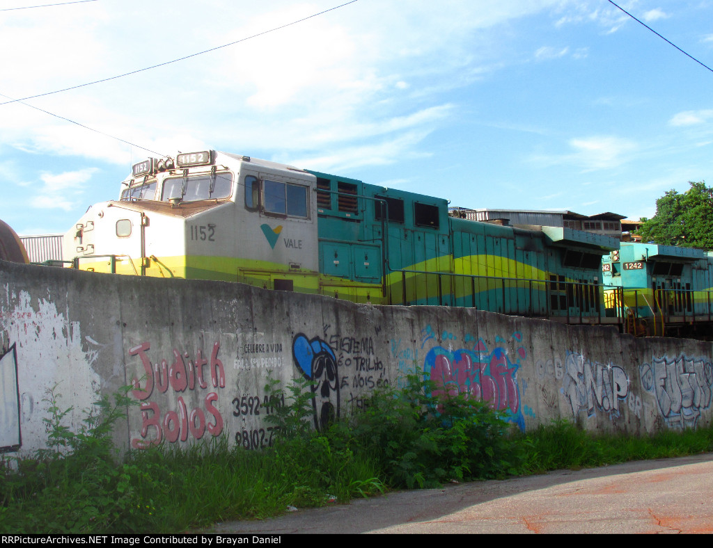 EFVM 1152